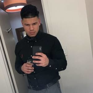 Meet your Posher, Edgar